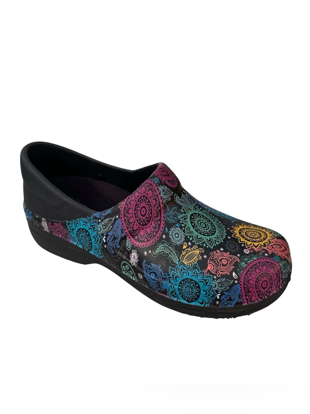 Crocs Women’s Neria Pro II Paisley Slip-Resistant Clogs in Multicolor